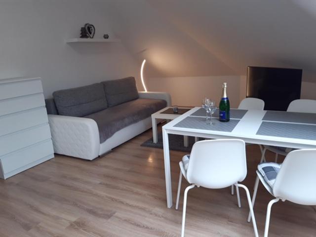 Apartman Kamenice Kamenice nad Lipou Luaran gambar